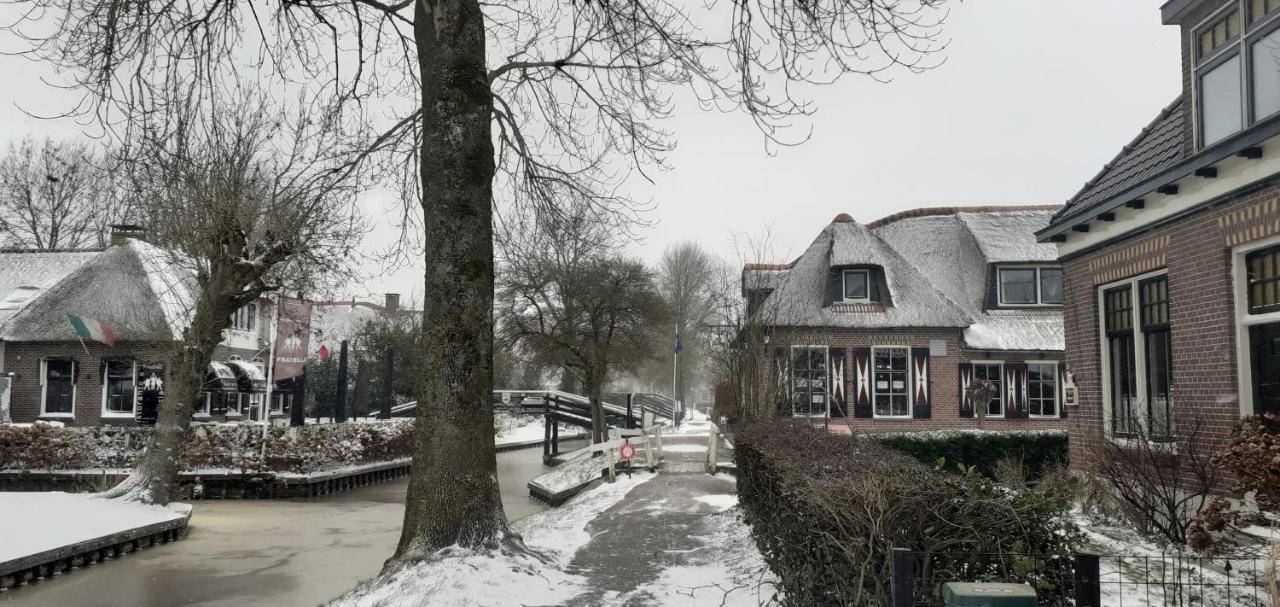 Huisje Beukers Giethoorn Bagian luar foto